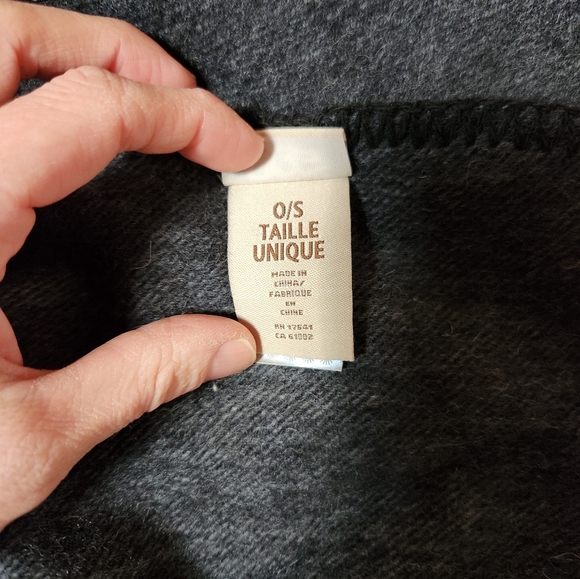 UGG Wool Dark Gray Wrap Shawl One Size - Picture 3 of 4